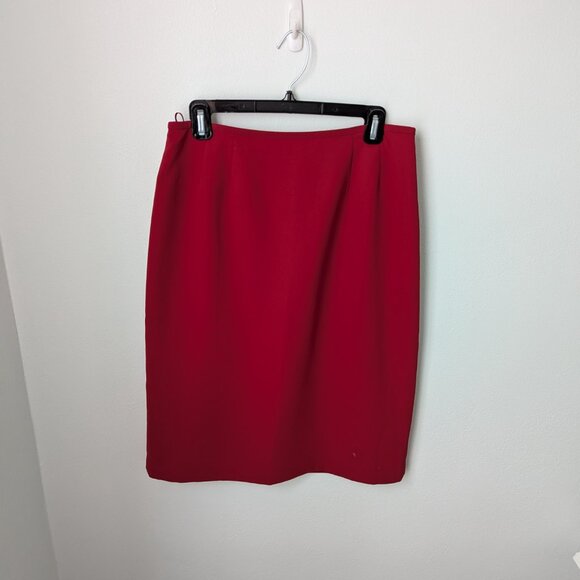 Vintage Evan Picone Women's Red 2 Piece Suit Jacket & Skirt Set, 10 - Picture 6 of 10